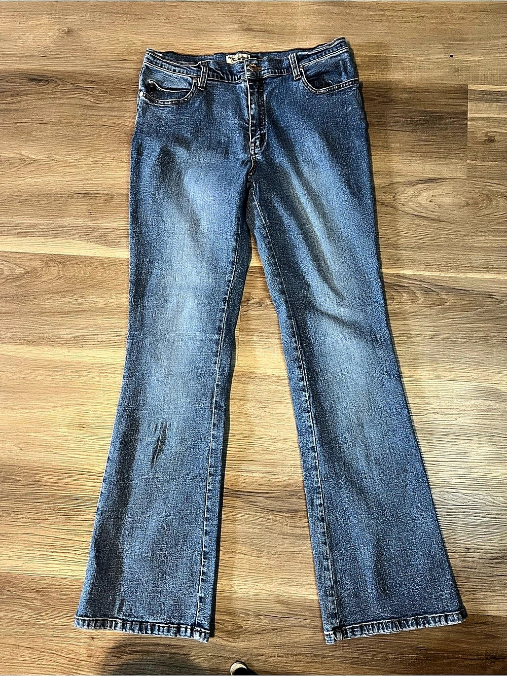 Y2K French Laundry Women's Flare Jeans Blue Size 9/10